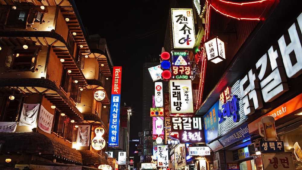 身在海外 心系家国