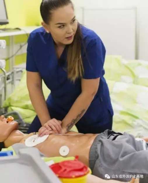 华为在英校招抢人！盘点国内外大厂最爱招聘这10所英国大学毕业生