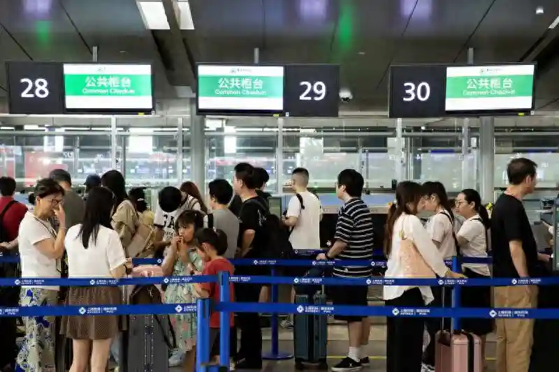 多条境内外航线新开或加密！暑期出游航班多了机票价降了