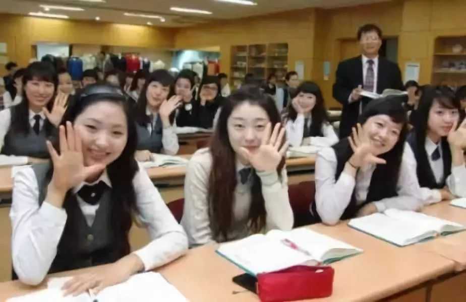 来新加坡一定要加上这些群：租房、准证、美食、演唱会、母婴、二手商品互转…………