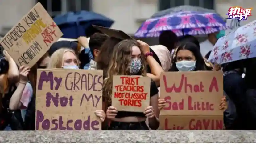 热评国际丨乘风破浪还是破产？英国大学2020届学生还能毕业吗？